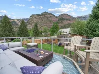 Hooray for Ouray! Hot tub and 2 blocks to Main Street! Hotels in Ouray