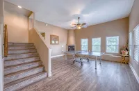 Family Friendly House!  Great Mountain Views!   Sleeps 14 - Mountain view