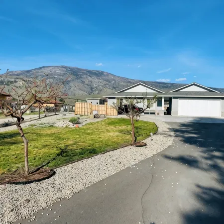 Wine Country Home w/ Hot Tub & Views | Vino Villa