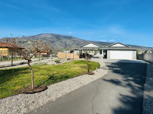 Wine Country Home w/ Hot Tub & Views | Vino Villa