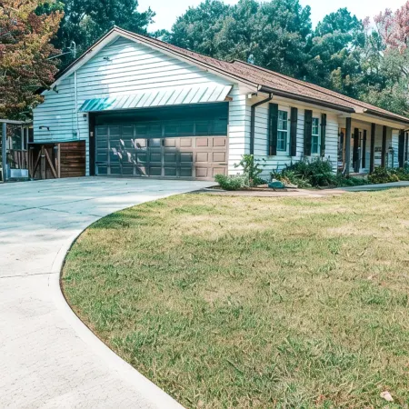Yellow Door Ranch Near Atlanta International  Airport