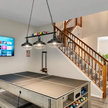 Comfortable 5Br 3BA • Central Location Отели в г. Роулетт