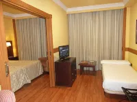 Hotel II Castillas Ávila Hotels in Ávila