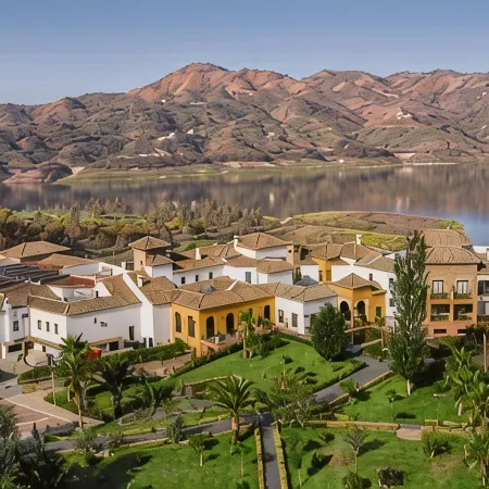 B Bou Hotel la Viñuela & Spa