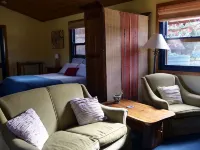 Relax in a beautiful private peaceful setting 5 minute drive from Beechworth Hotele w: Beechworth
