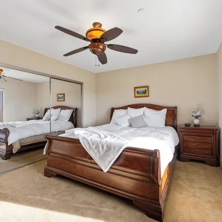 Breathtaking retreat in the wine country on the ranch with goats you can pet! Отели в г. Повэй