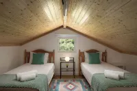 Porto Moniz Villa is the perfect place to replenish your energy. Visit us. - Wifi