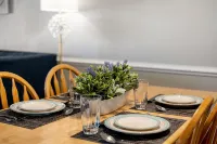 Oceanfront Nags Head Condo, Stunning Views, Pools, Patio - 3つ星