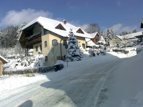 House in the UNESCO Biosphere Reserve VESSERTAL 700 m asl for 1-12 people, 154 sqm - 3-Star