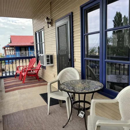 Copper Room: Million Dollar Views of Sedona, Verde Valley, & San Francisco Peaks