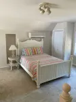 Waterfront Cottage, Large Dock Access, Beautiful Deck Views, Dog Friendly! - Wifi