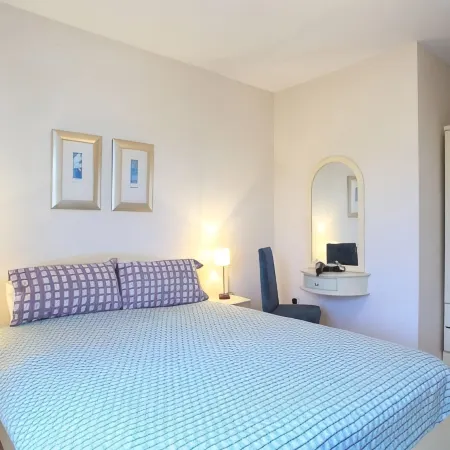 Recent house close to Kenmare Hotels in Kenmare