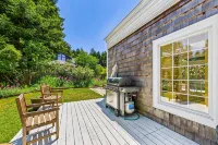Quiet, luxe, near trails & town