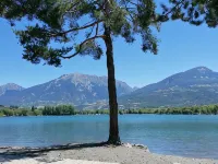 Garden level in detached house Nice view Hotels in Embrun