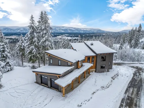 The Panoramic Peak: Luxury Lodge at the Idaho Club