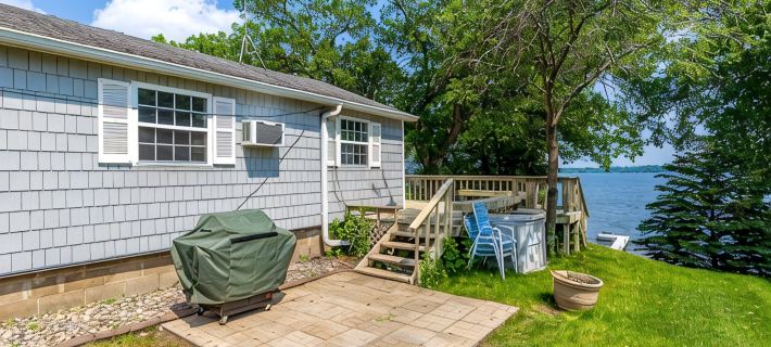 Beautiful Lake Sallie Views, Newly Updated Barbara Beach Lake Home Hotels in Becker County