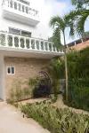 Luxury Villa Great Location Walking Distance to the Beach - Villas