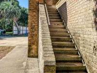 Perfect Family Escape: Playground, Fire Pit, Games & Boat Parking Near Kemah! Hotels in Bacliff