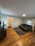 Charming 2-bedroom bungalow in Reno with WiFi and AC 1 block from i-80 - Bungalows