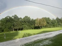 3 Bedroom 2 Bath Cabin nestled in the woods minutes from Mark Twain Lake. - 3-Star