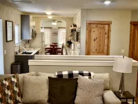 Family-Friendly 3BR Home near River & Bike Path! Close to downtown. Hotels in Kellogg