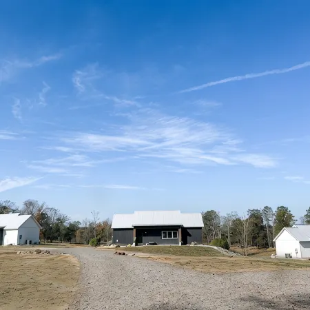 NEW J&K's House #3 just mins from DeGray Lake!