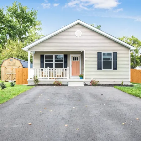 7 Mins to the Beach! Fire Pit, BBQ, Games, Fully Equipped Kitchen & Beach Gear