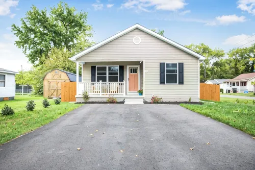 7 Mins to the Beach! Fire Pit, BBQ, Games, Fully Equipped Kitchen & Beach Gear