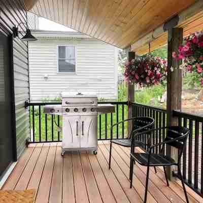 Alexbay Retreat within a short walk to all the downtown attractions Others