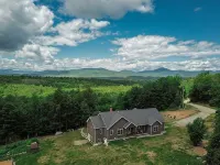R&R White Mountain Retreat, Hillside with Extraordinary Views!