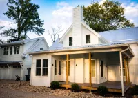 Up North, down South in Brevard, NC - Close to Lumber Arts District and Downtown - Wifi