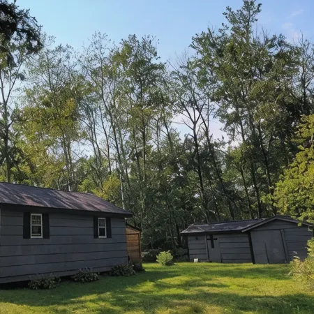 Charming cabin in delightful Duquette with AC near miles of ATV trails. Отели в г. Пайн