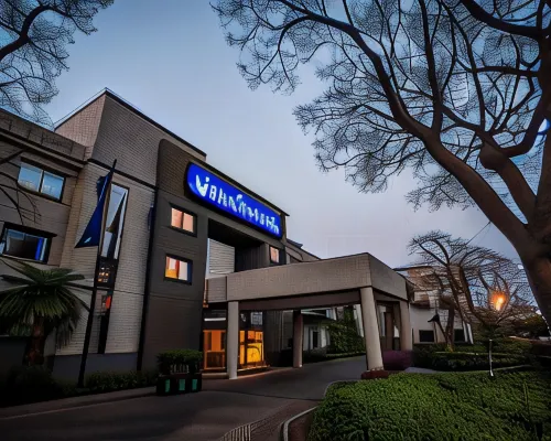 Garden Court Hatfield Hotels near Springbok Park