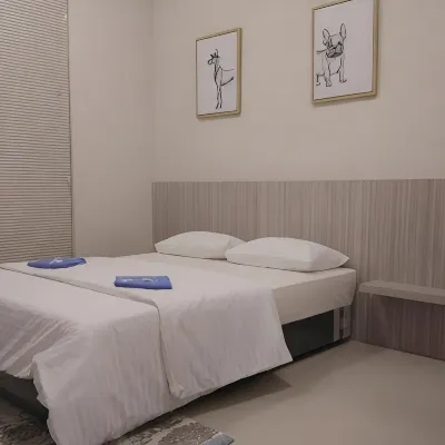SleepRest @ the Home Shoutlink Hotels near Batam Hill Golf