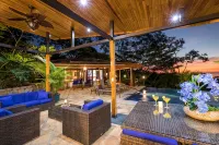 Casa Sea Breeze- Luxury OceanView Estate+50' Infinity Pool on 100 Acres