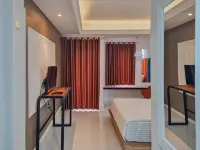 Sans Hotel Grand Sabaraya Cikampek Các khách sạn ở Karawang