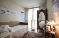 CR BnB Rozzano - Homestay