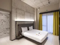 Joy 124 Hotel Milano Hotels near Milano Centrale