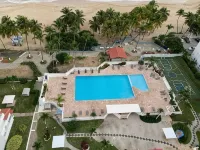 Beautiful 3 bedroom sub-penthouse beachfront Apt - balcony
