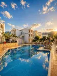 Sunset Apartments - Infinity Pools