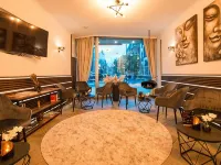 City Hotel Mercator Отели рядом с достопримечательностью «Норденд»