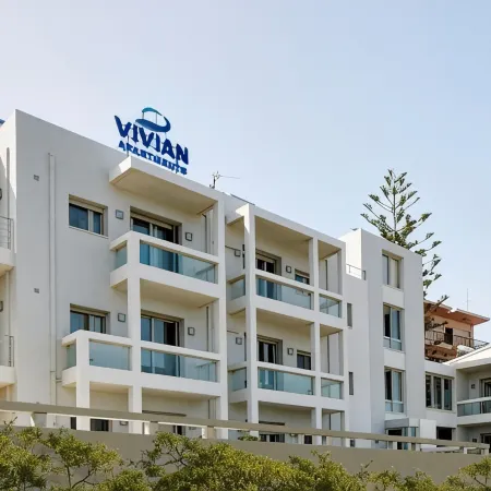 Vivian Art Apartments