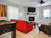 Charmed New Orleans Lakeview Neighborhood Living Hotels near Buddy Deuterive Park