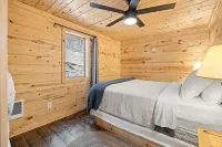 The Miner's Cabin - Hytter