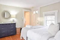 Beautifully decorated Brewster Home - 3 estrellas