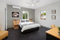 Kingsgrove Hotel - 2 Sao