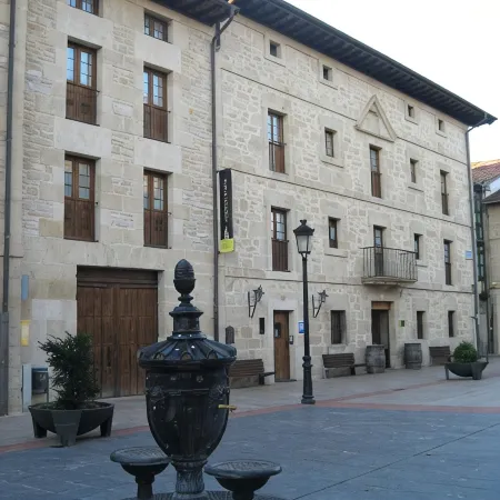 Arganzón Plaza