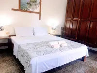 Meili Beach Resort - piscina