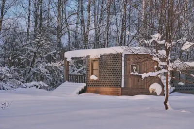 Hanskaya Usadba Glamping Отели в г. 