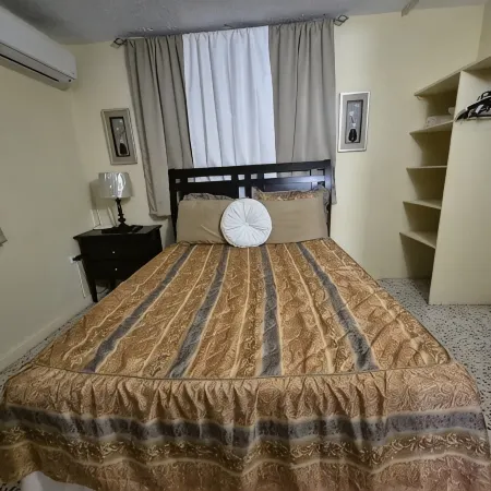 Casa Caribe w/Pool, BBQ, Game Room, Wi-Fi & Parking